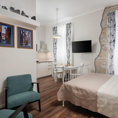 Photel Daire 4*