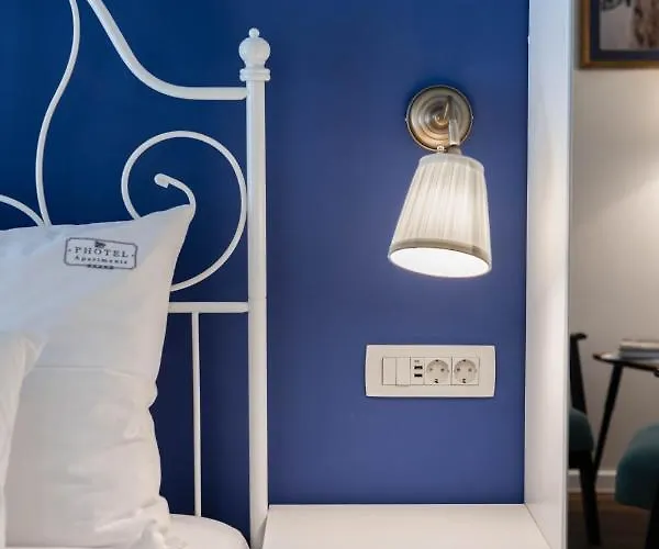 Photel 4*
